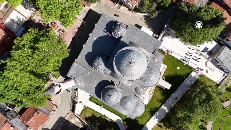 Kiliseden camiye çevrilen Kariye Camii’nde 79 yıl sonra ilk cuma namazı 15